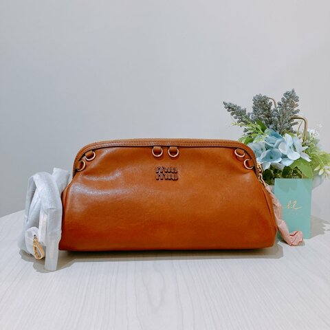 TK2034	 繆繆 單肩／背包/ 手提 Miu Miu Caprice Clutch Shoulder Bag Cognac Calfskin