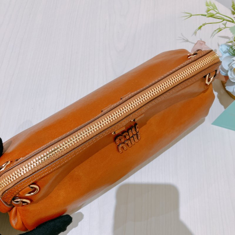 TK2034	 繆繆 單肩／背包/ 手提 Miu Miu Caprice Clutch Shoulder Bag Cognac Calfskin-20