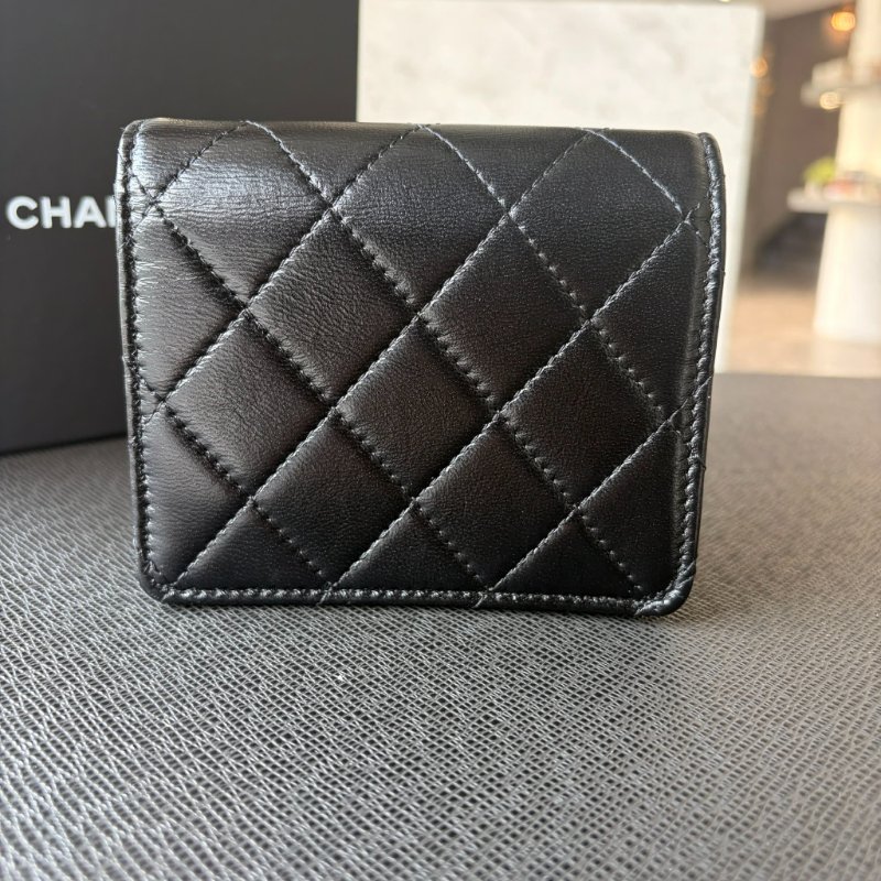 CHANEL 31系列牛皮卡包 黑色 晶片-2