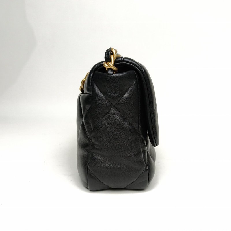 CHANEL 19BAG口蓋包小號黑色羊皮晶片金銀扣肩背包-1