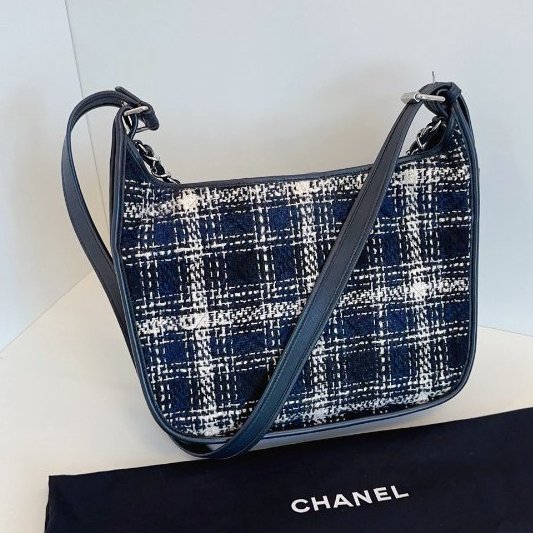 近新品 香奈兒/Chanel 格紋嬉皮士3way Hobo 學院風郵差包-1