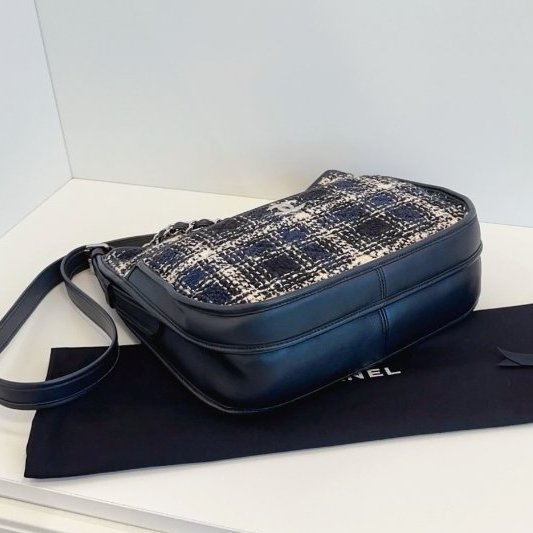 近新品 香奈兒/Chanel 格紋嬉皮士3way Hobo 學院風郵差包-5