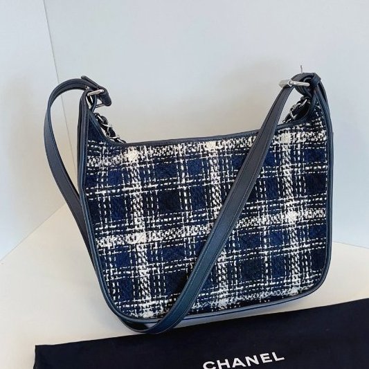 近新品 香奈兒/Chanel 格紋嬉皮士3way Hobo 學院風郵差包-7
