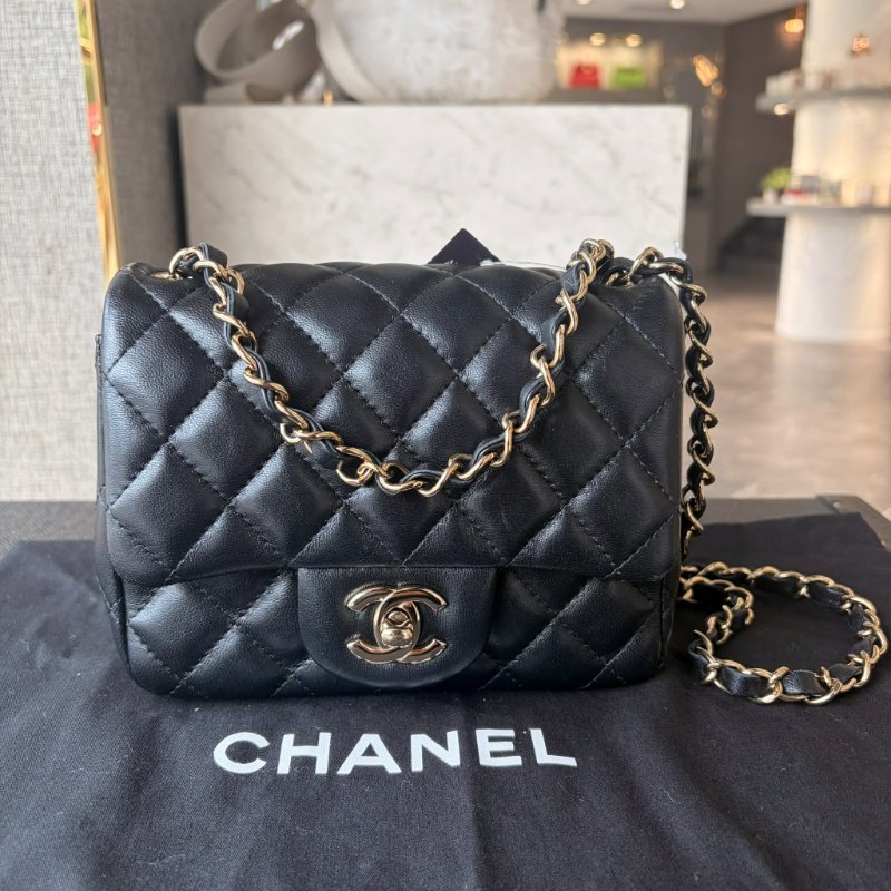 CHANEL 羊皮COCO17 黑金 晶片款-1