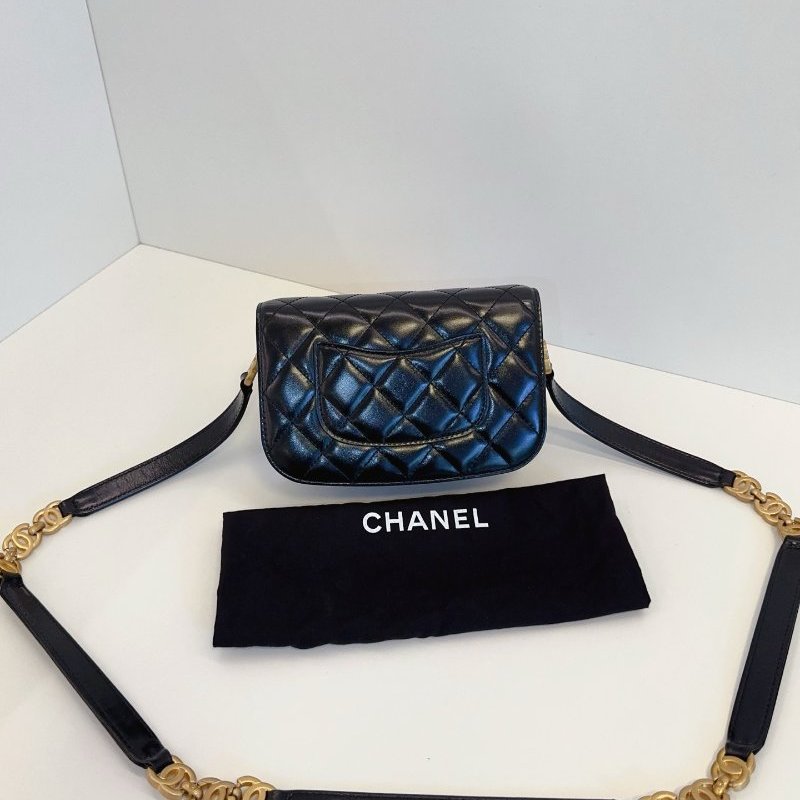 芯片款 香奈兒/Chanel 高級手工坊繫列 黑金 油蠟皮馬鞍包/郵差包-1