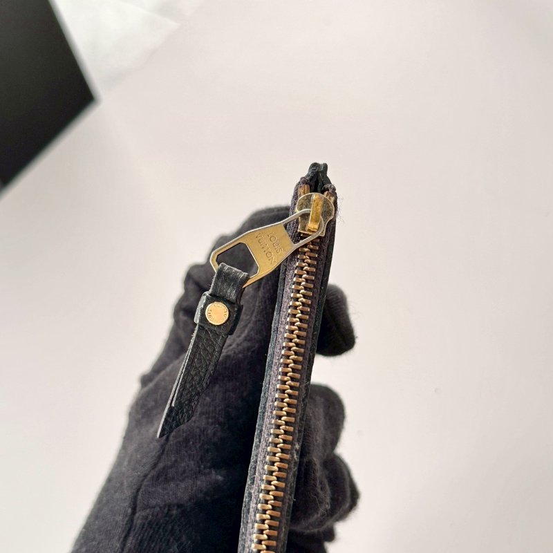 Louis Vuitton 信封 壓花牛皮 黑色 扣式 二合一 抽取式拉鍊夾 長夾-7