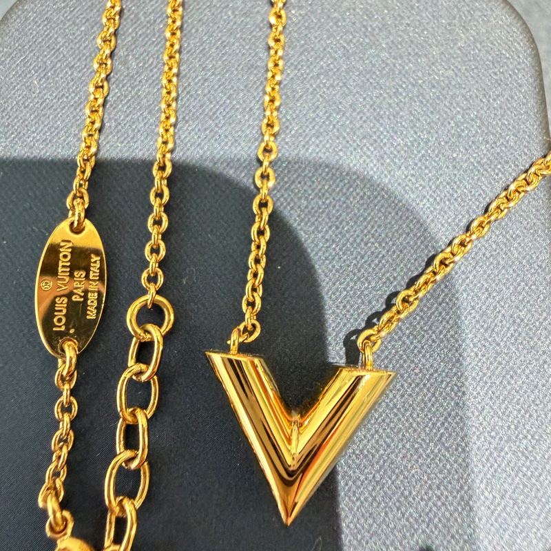Essential V 項鍊 LV Louis Vuitton 路易威登-2