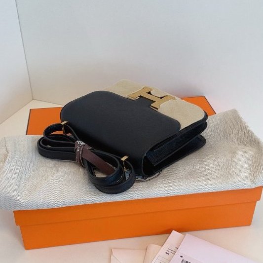 近新品 Hermes愛馬仕 迷你康康19黑金 E皮 肩背包-4