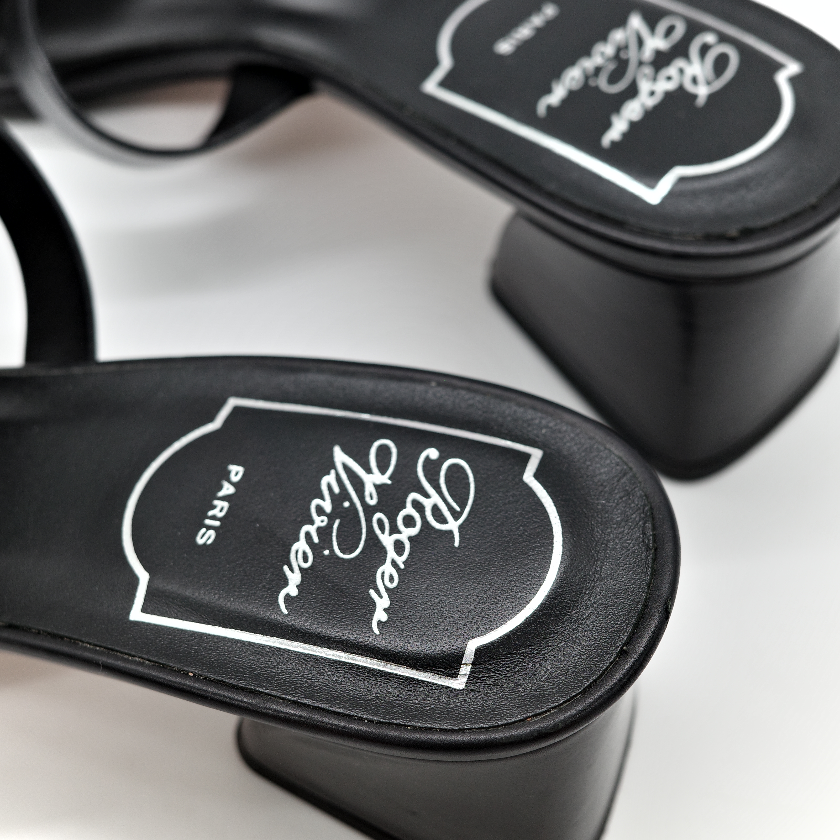 Roger viver 黑色涼鞋-7