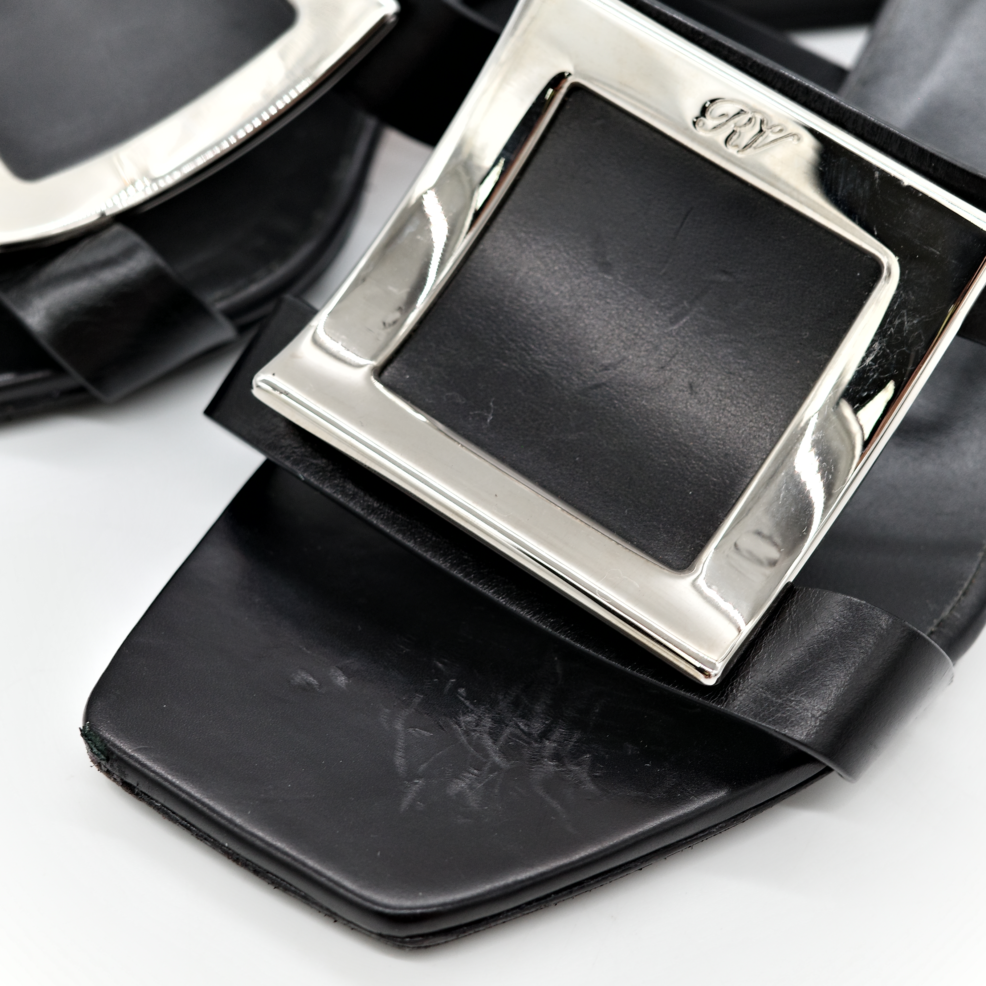 Roger viver 黑色涼鞋-8