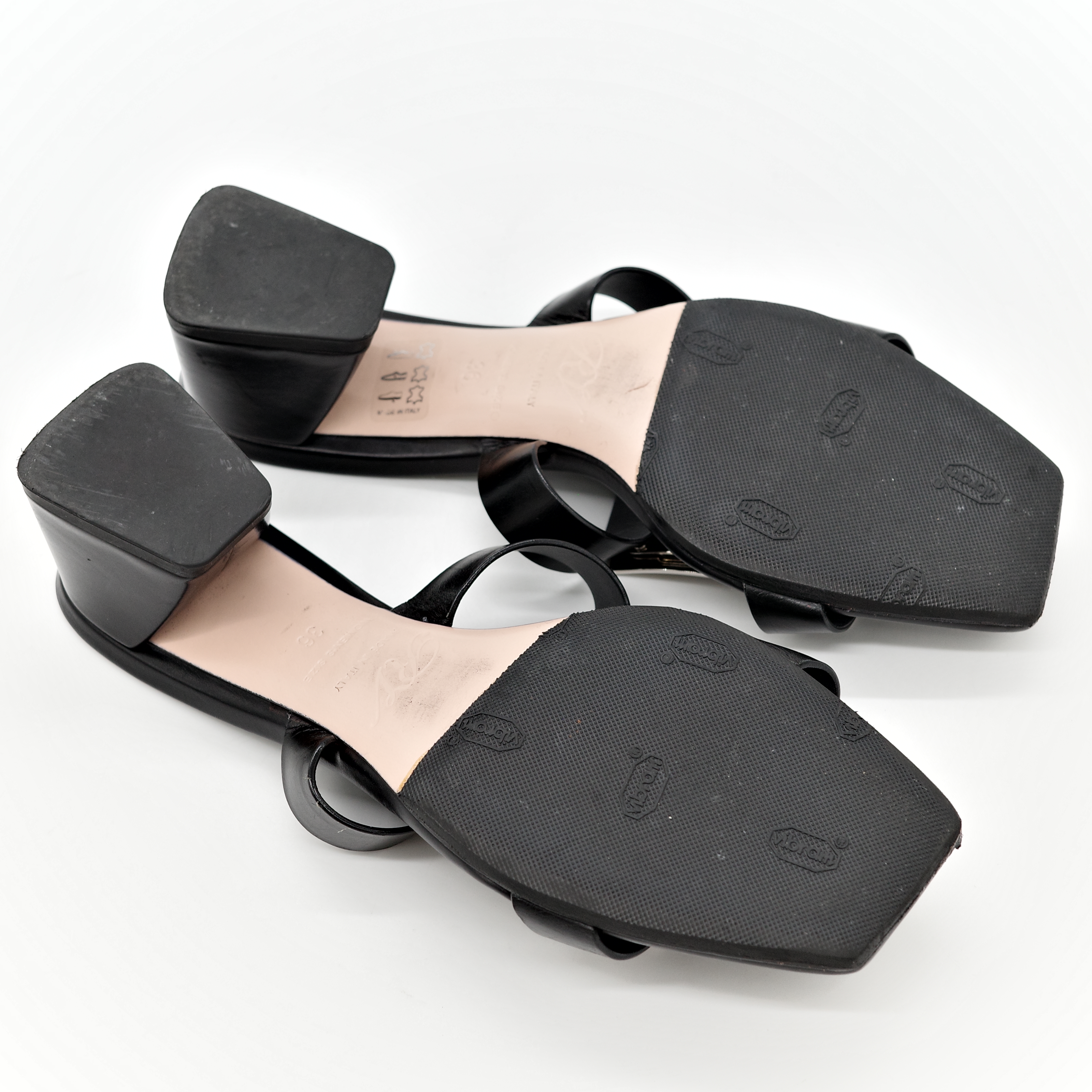 Roger viver 黑色涼鞋-11