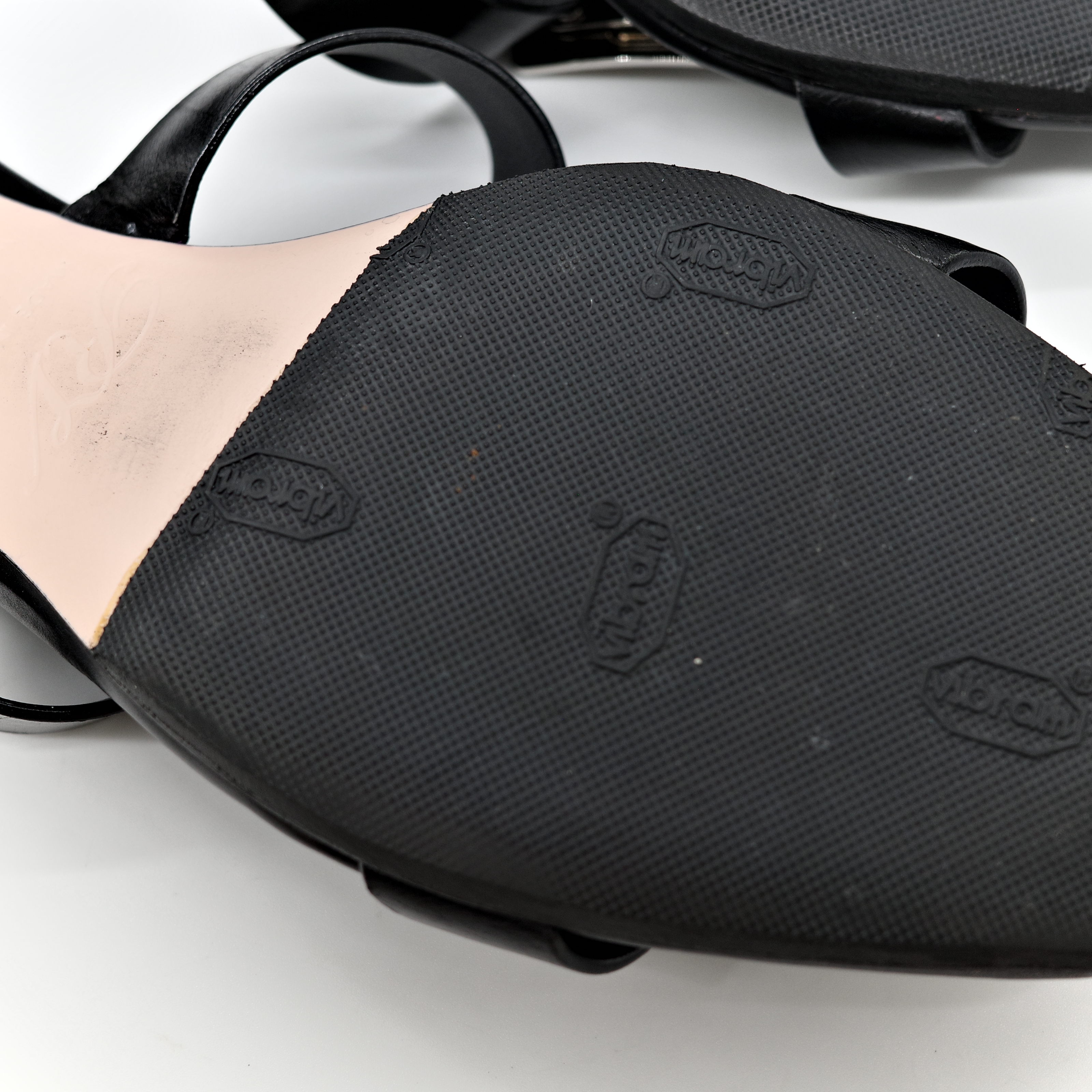 Roger viver 黑色涼鞋-12