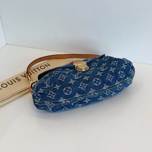 近新品 路易威登/Louis Vuitton 牛仔單寧小元寶腋下包 中古款-4