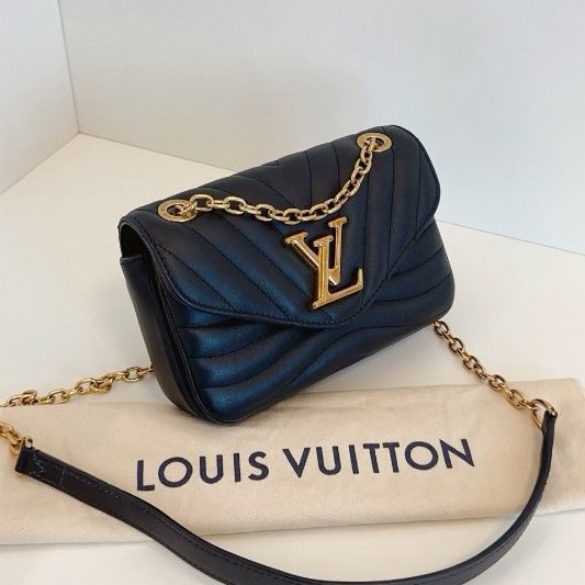 近新品 路易威登/Louis Vuitton 黑金小號New Wave Chain 純芯片鏈條款屁桃包-2