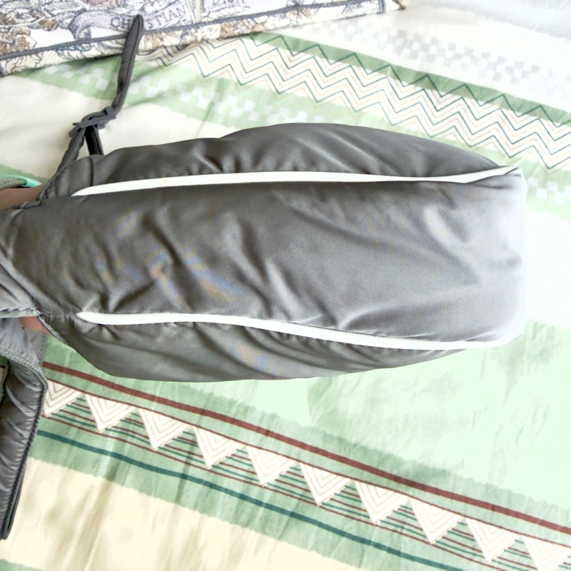 YSL Saint Laurent LE5A7 Hobo尼龍腋下包灰色-4