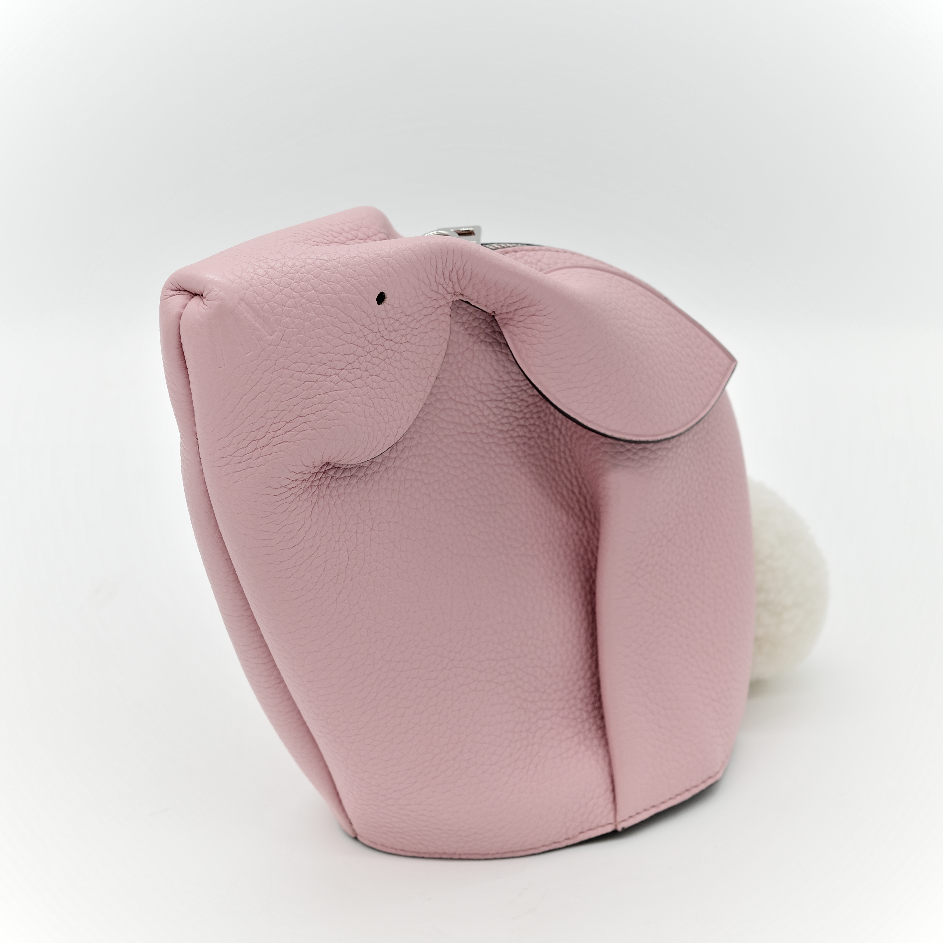 LOEWE 羅意威 粉紅色 兔兔包 斜背包-2