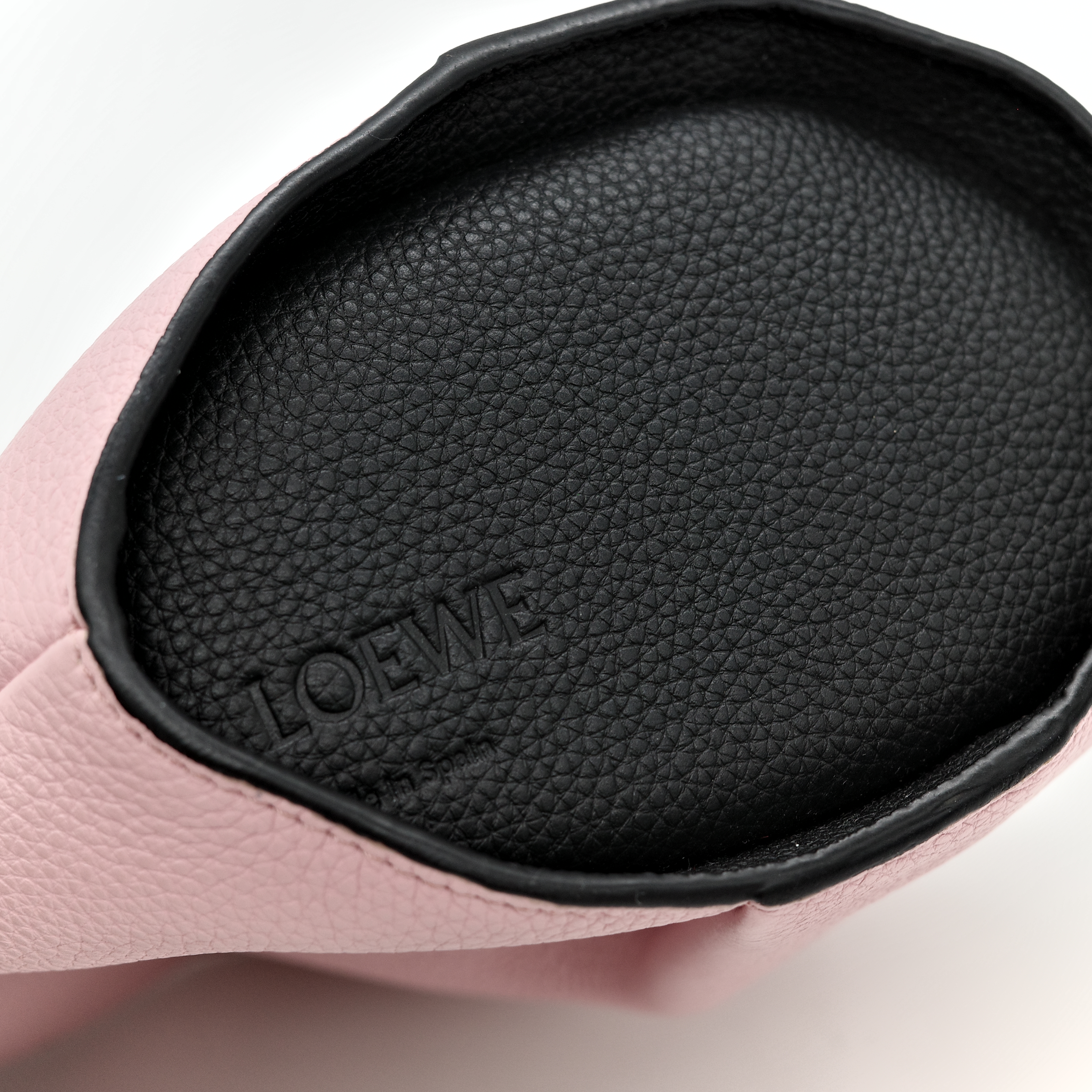 LOEWE 羅意威 粉紅色 兔兔包 斜背包-8