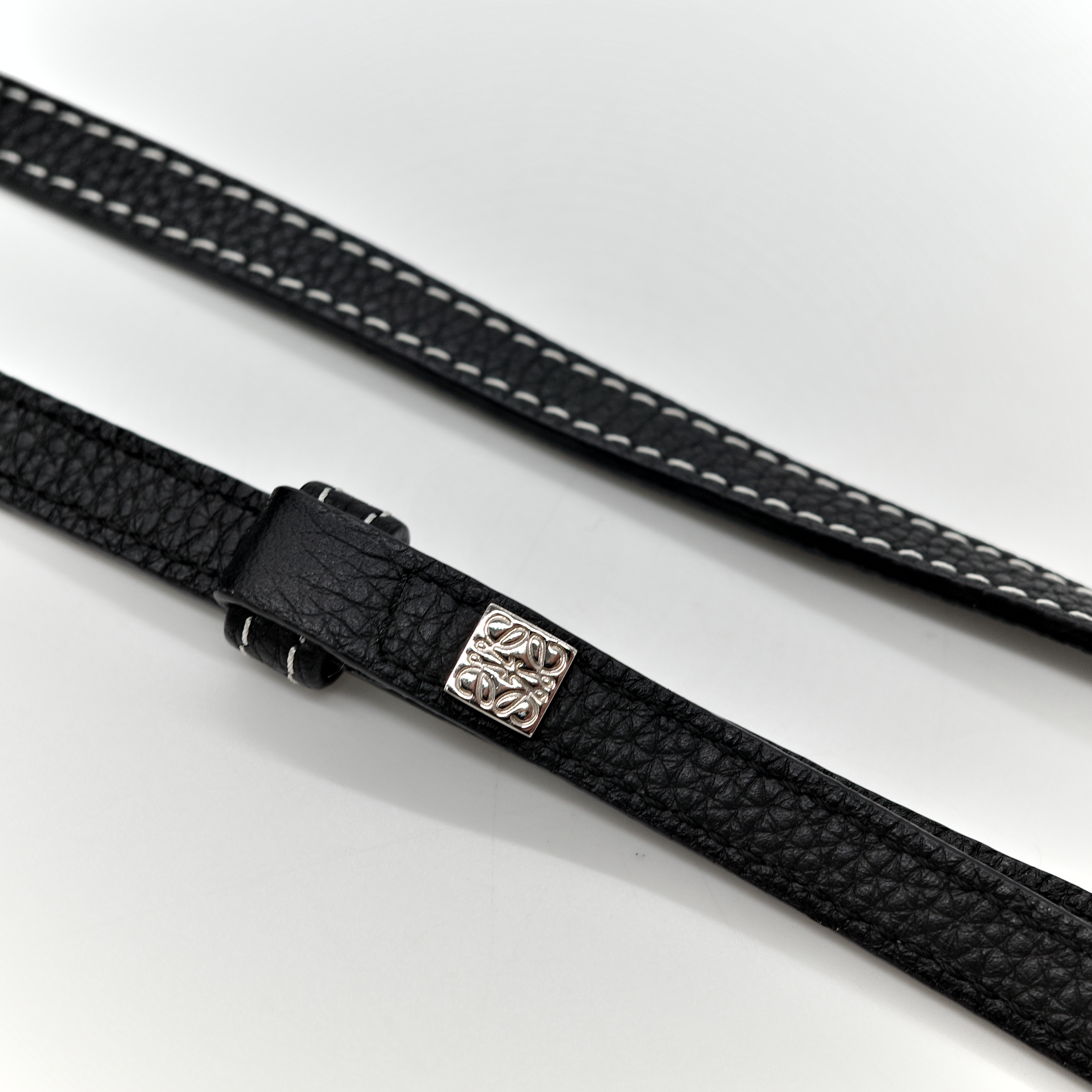 LOEWE 羅意威 粉紅色 兔兔包 斜背包-12