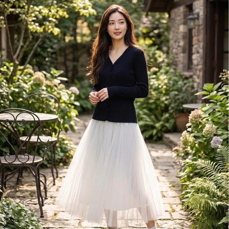 BURBERRY 藍標 黑色超彈坑條毛料開襟外套-0