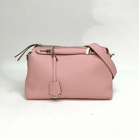 FENDI BYTHEWAY中號粉色牛皮肩背包