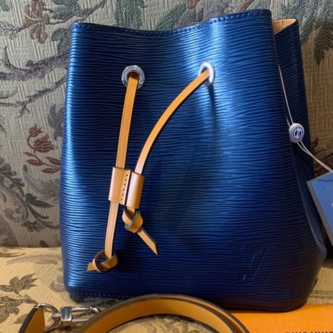 路易威登/Louis Vuitton  lv水桶芯片款，藍色水波紋20,