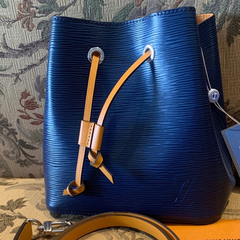 路易威登/Louis Vuitton  lv水桶芯片款，藍色水波紋20,-0