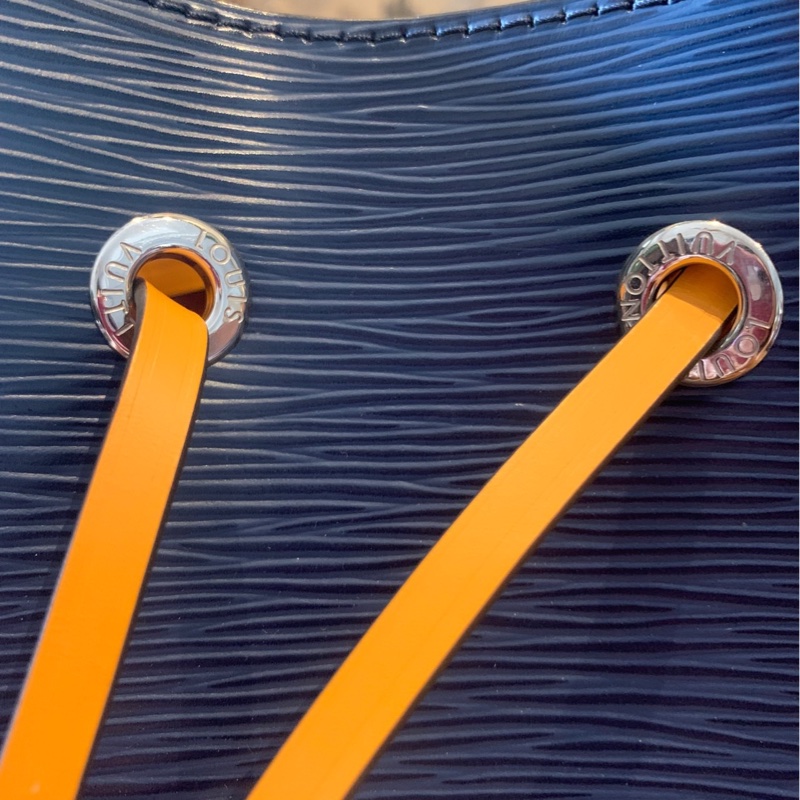 路易威登/Louis Vuitton  lv水桶芯片款，藍色水波紋20,-5