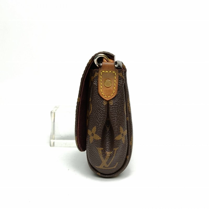 LOUIS VUITTON Favorite小號老花PVC2016肩背包-1