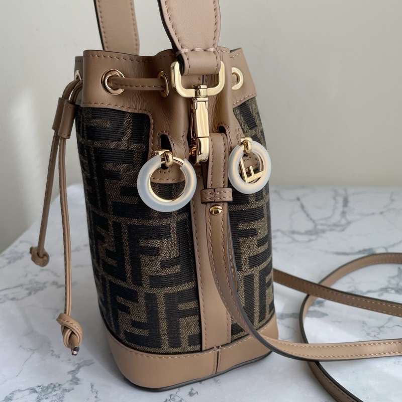 Fendi bucket ( Brown )-2