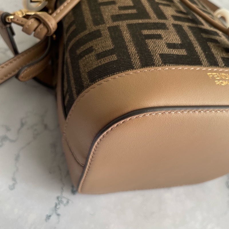 Fendi bucket ( Brown )-4