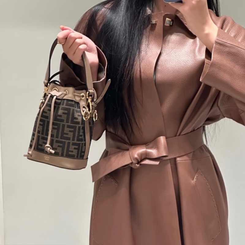 Fendi bucket ( Brown )-6