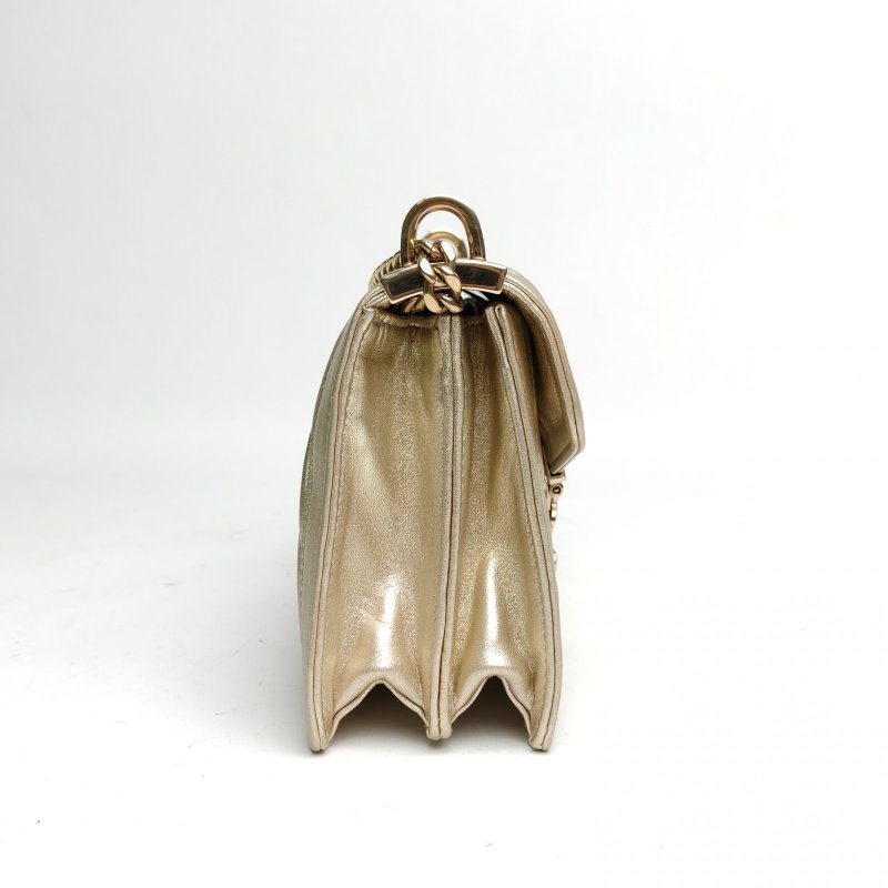 MIU MIU 金色羊皮金扣Confidential褶皺鏈條包肩背包-3