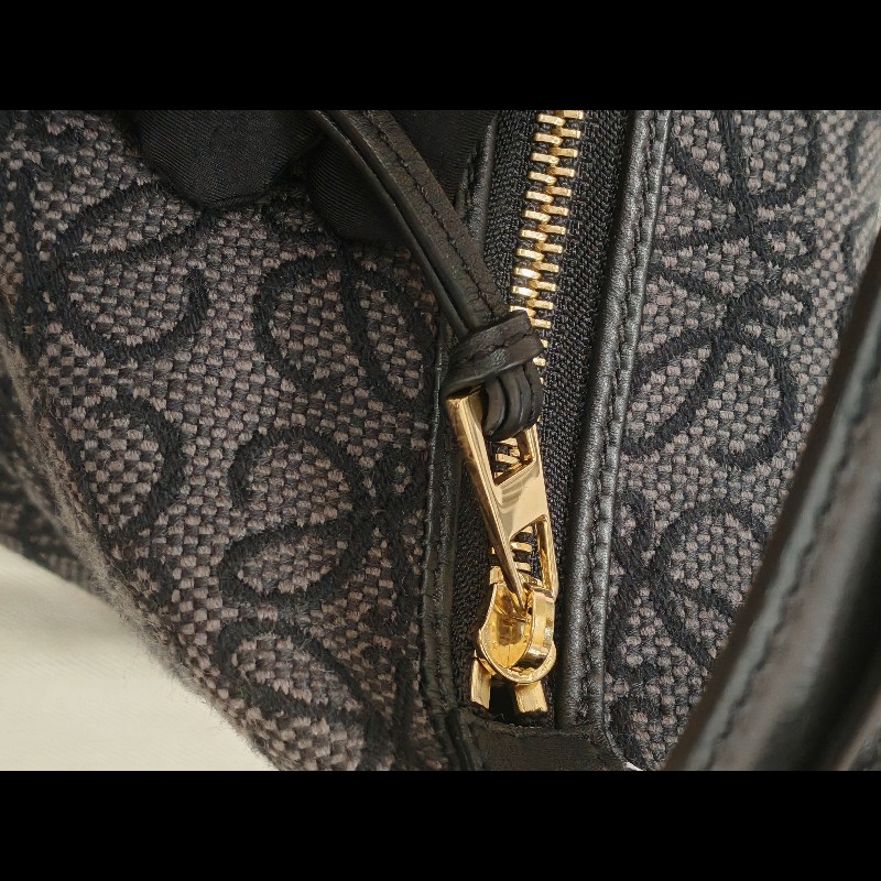 Loewe small Cubi 飯盒包-14