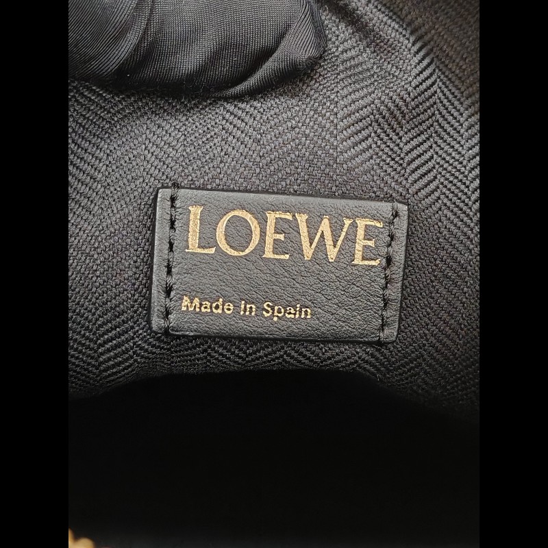 Loewe small Cubi 飯盒包-16