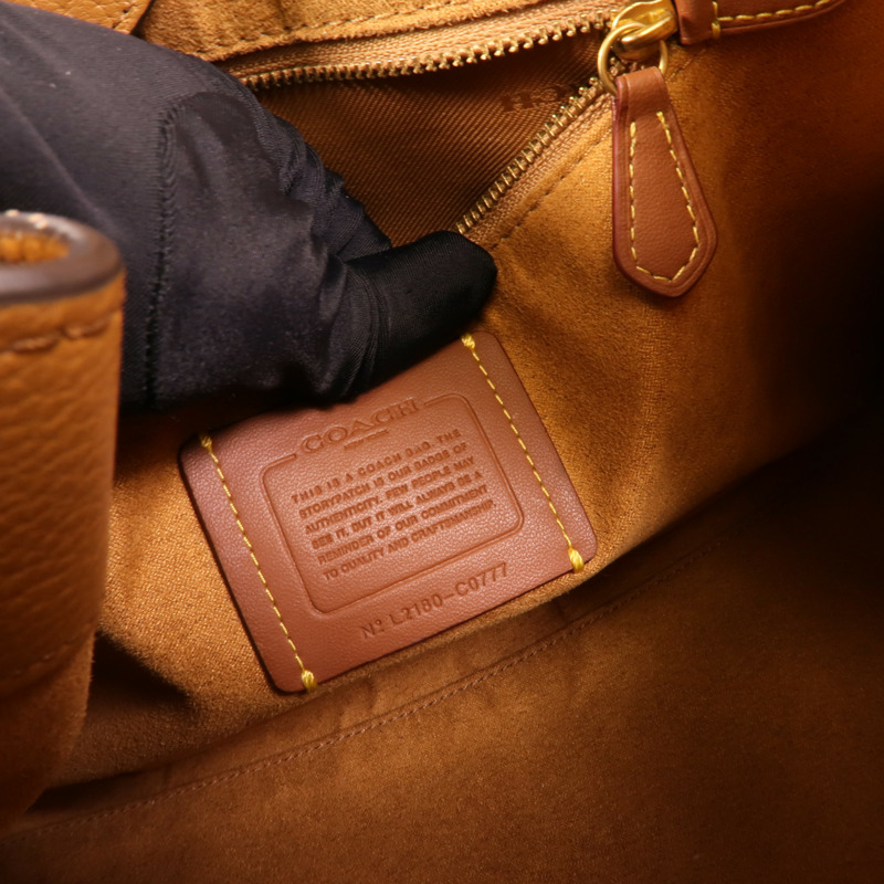 COACH 牛皮皮革Field Tote 30手挽肩背兩用袋-7