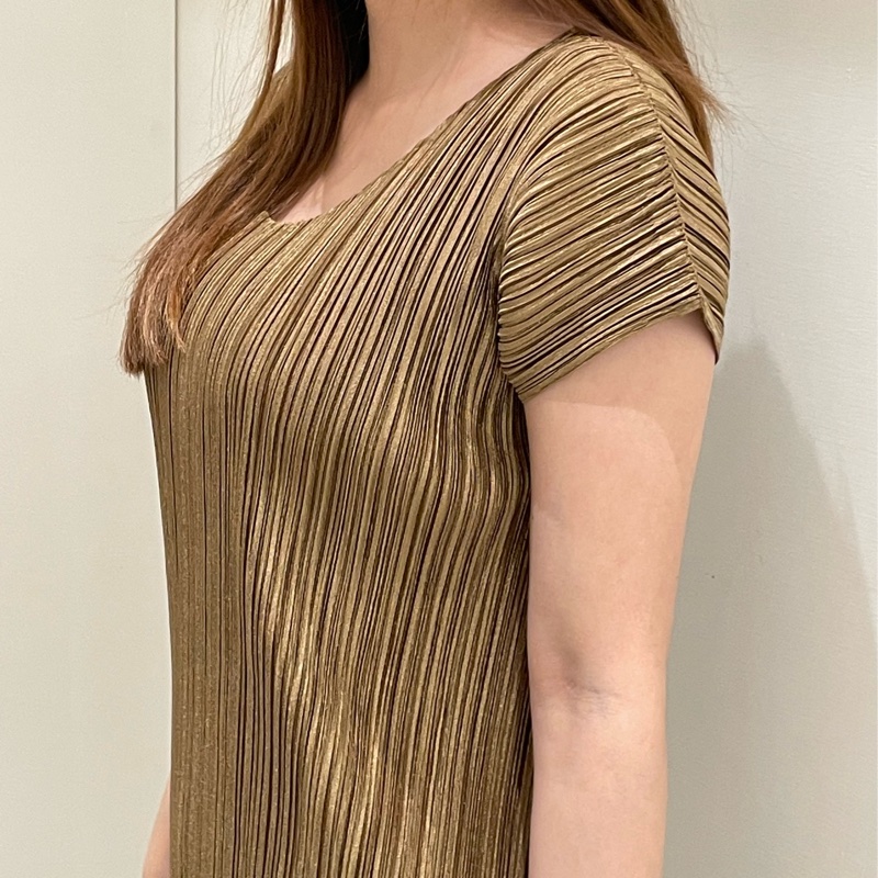 ▪️富貴選物FUGUEI▪️PP  三宅一生 金色緞面光澤 包袖洋裝-2
