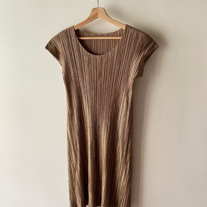 ▪️富貴選物FUGUEI▪️PP  三宅一生 金色緞面光澤 包袖洋裝-7