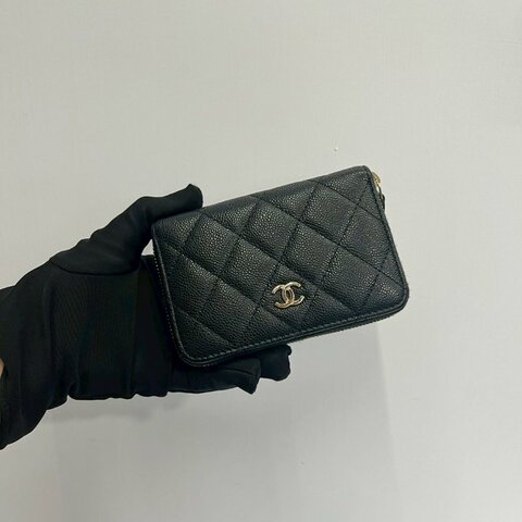 Chanel 大ㄇ拉鏈短夾零錢包晶片款