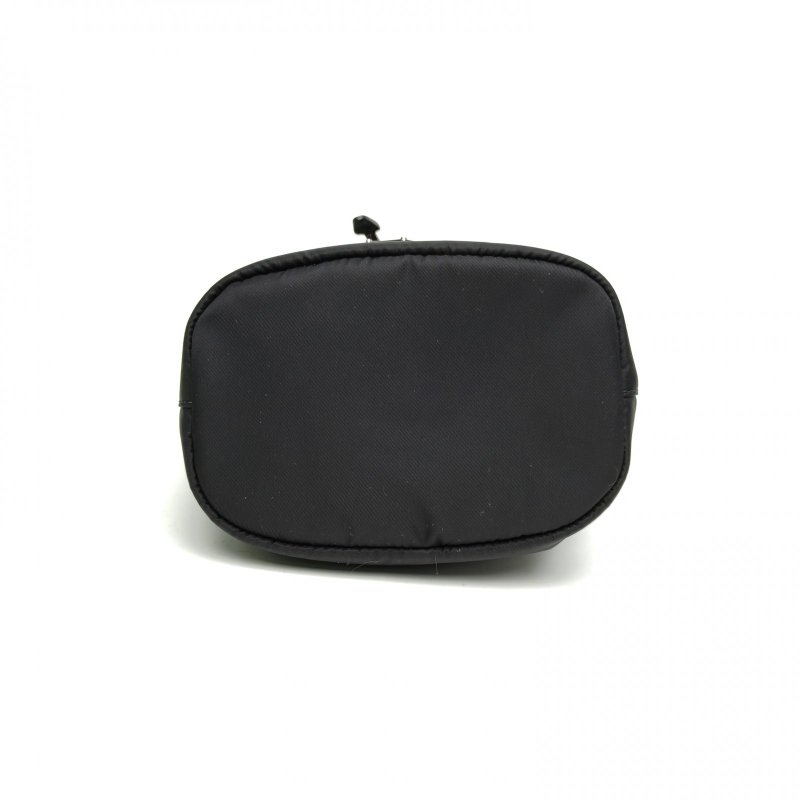 PRADA 黑色尼龍抽繩水桶手拿包肩背包-4