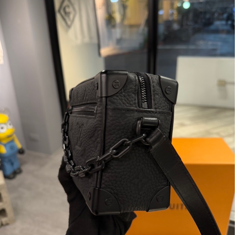近新品🌟Louis Vuitton LV Mini Soft Trunk 黑色壓紋皮革｜Classic Trend CT精品｜台北東區實體-6