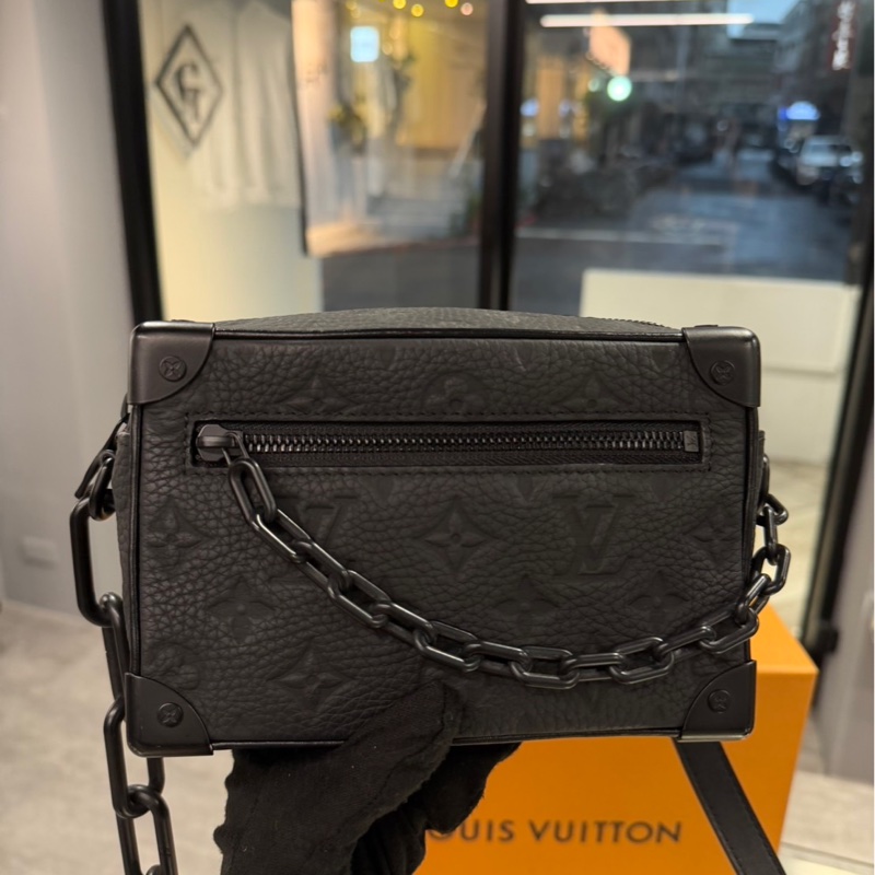 近新品🌟Louis Vuitton LV Mini Soft Trunk 黑色壓紋皮革｜Classic Trend CT精品｜台北東區實體-7