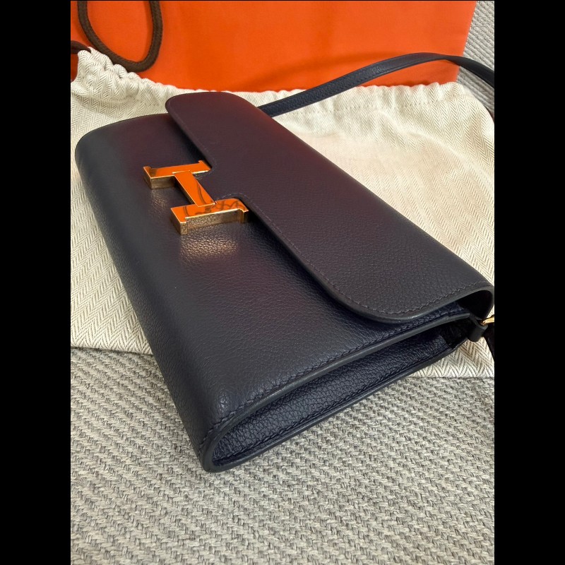 Hermes constance to go 夜晚藍金扣-8