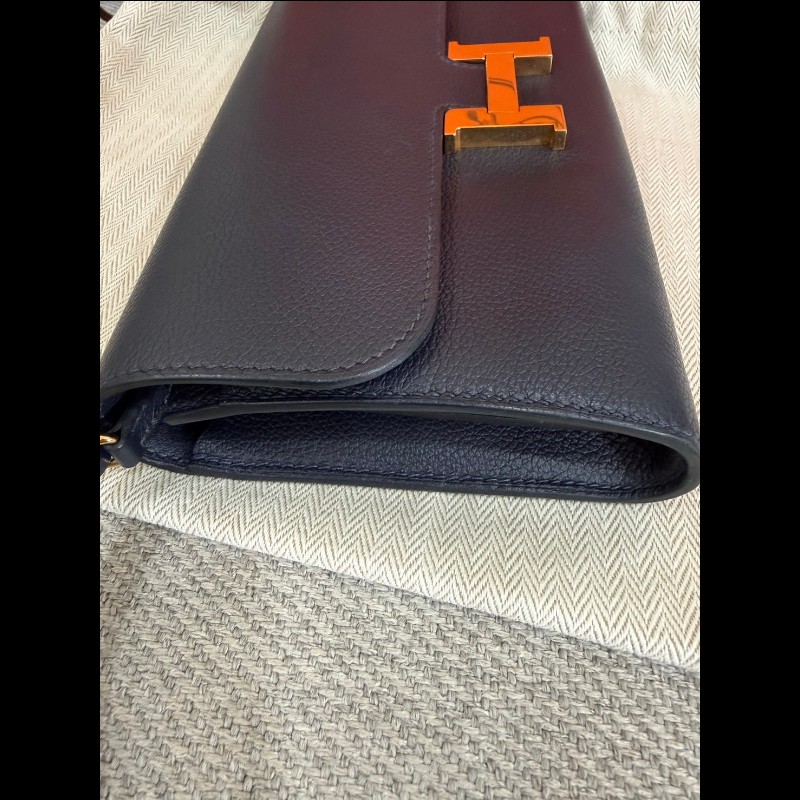 Hermes constance to go 夜晚藍金扣-10