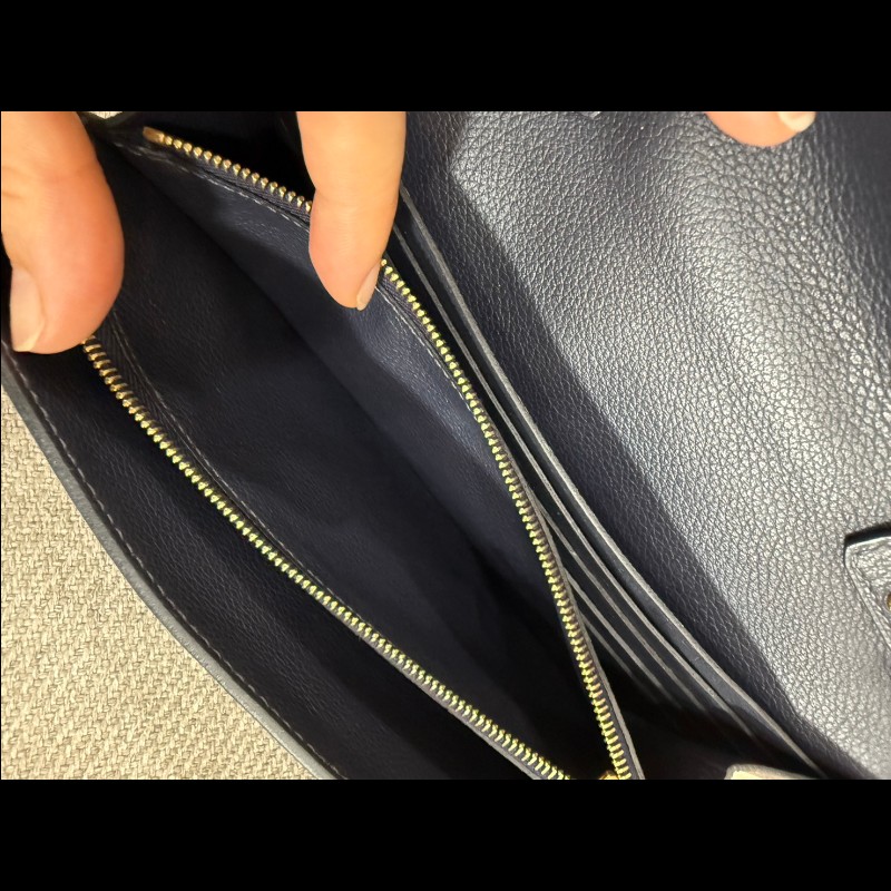 Hermes constance to go 夜晚藍金扣-17