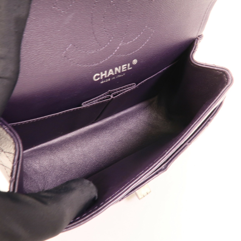 CHANEL 牛皮皮革2.55 Mini鏈帶肩背袋-5