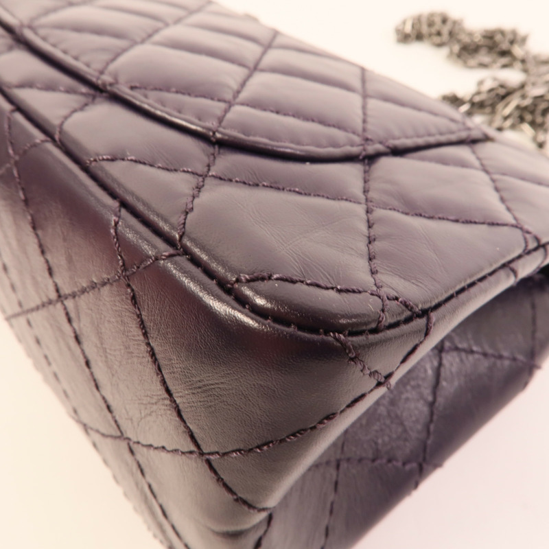 CHANEL 牛皮皮革2.55 Mini鏈帶肩背袋-14