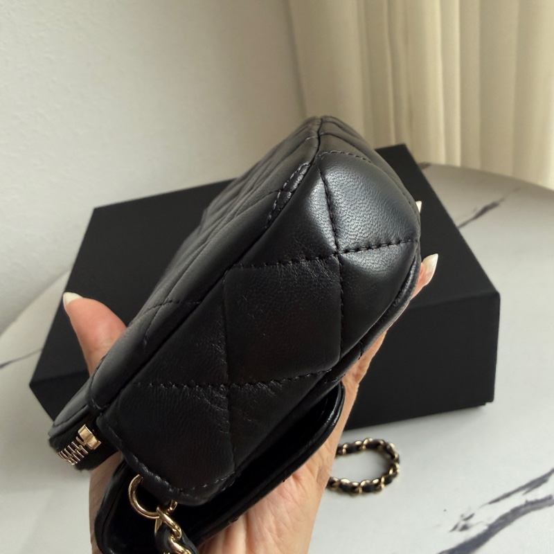 Chanel 雙層斜背包🖤-7