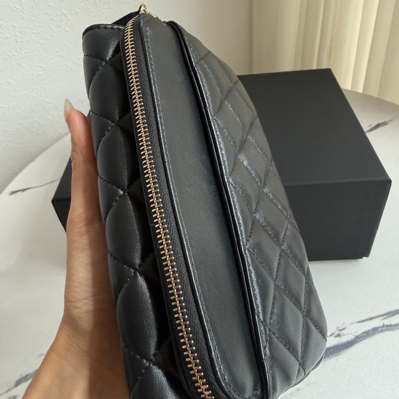 Chanel 雙層斜背包🖤-11