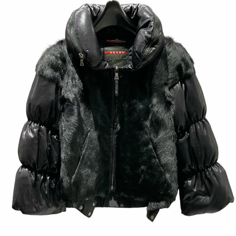 PRADA 普拉達 仿皮草飾邊羽絨夾克 黑色 SIZE38