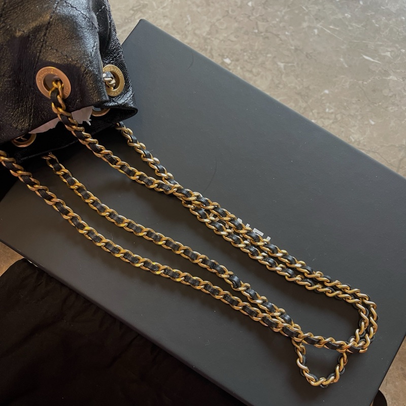 香奈兒Chanel 25c 黑金羊皮鏈條晶片款水桶包 -7